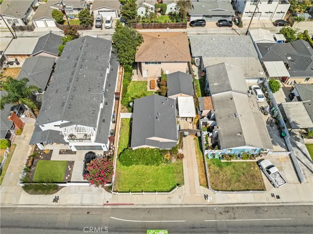 164 E 19th Street, Costa Mesa, California 92627