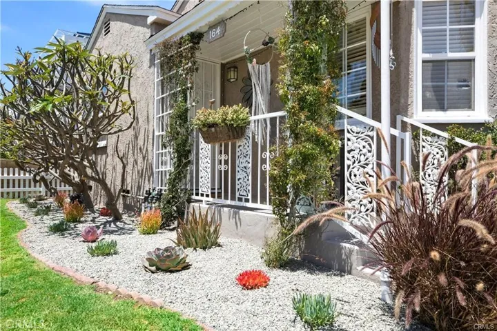 164 E 19th Street, Costa Mesa, California 92627