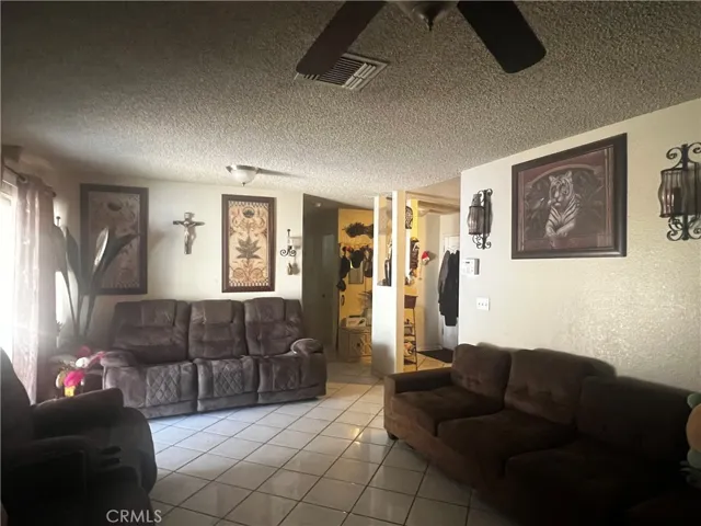 6892 Cindy Street, Winton, California 95388
