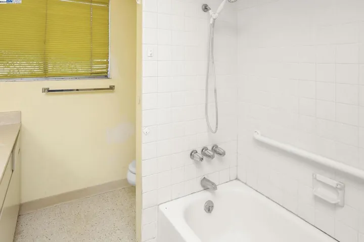3220 May School Road, Livermore, California 94551