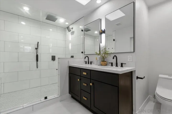 6470 Thornwood St, San Diego, California 92111