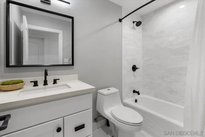 6470 Thornwood St, San Diego, California 92111
