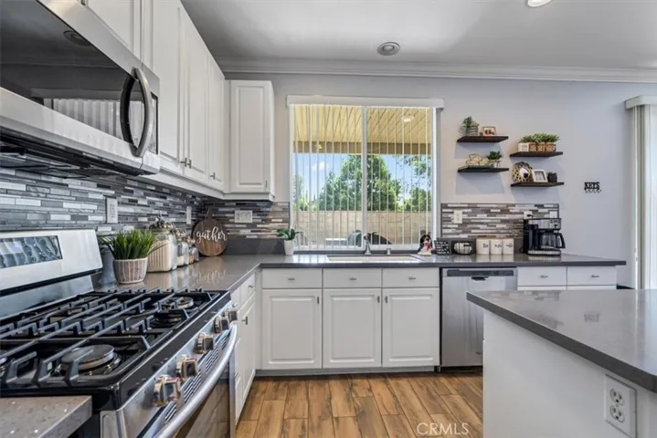 38894 Autumn Woods Road, Murrieta, California 92563