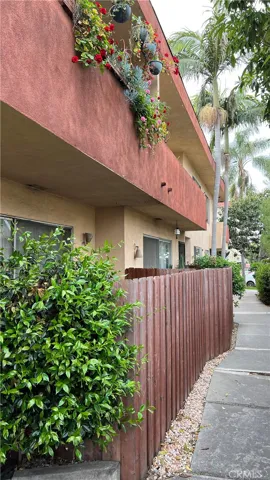 3836 Mentone Avenue, Culver City, California 90232