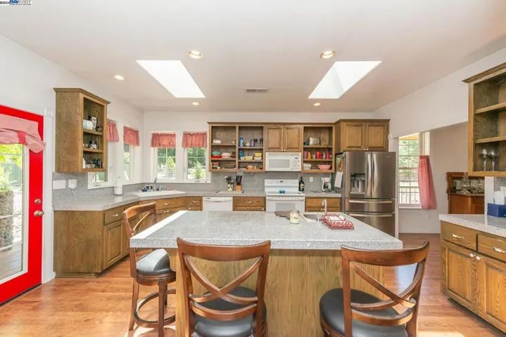 701 Reo Lane, Douglas City, California 96024