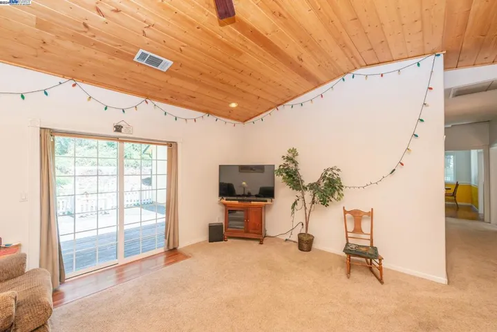 701 Reo Lane, Douglas City, California 96024
