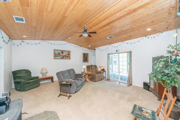 701 Reo Lane, Douglas City, California 96024