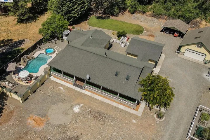 701 Reo Lane, Douglas City, California 96024