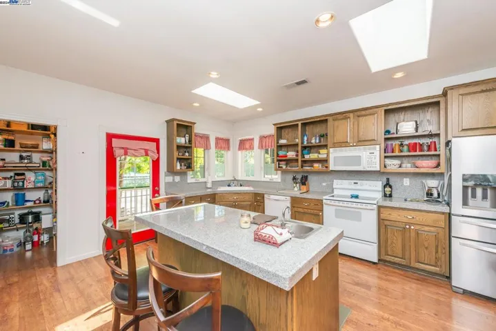 701 Reo Lane, Douglas City, California 96024
