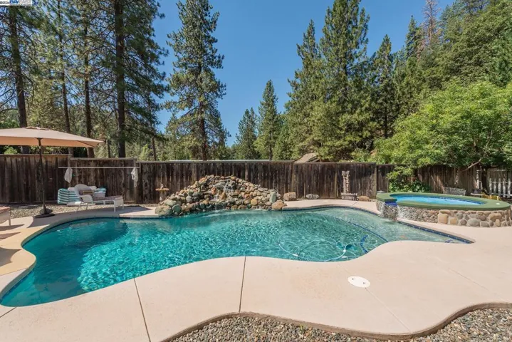 701 Reo Lane, Douglas City, California 96024