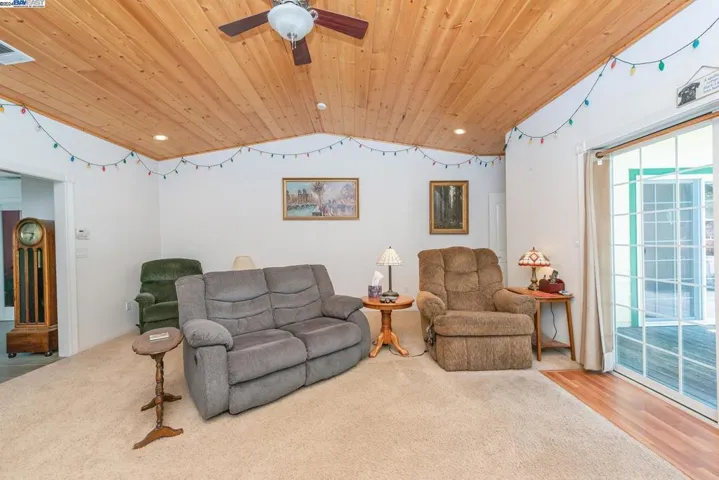701 Reo Lane, Douglas City, California 96024