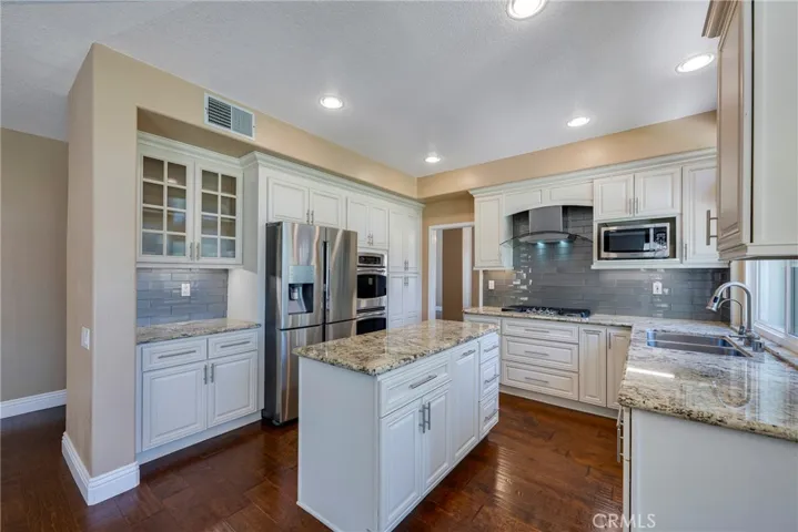 5585 Running Spring Way, Yorba Linda, California 92887