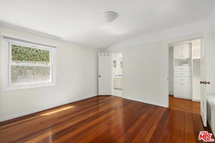 10274 Kincardine Avenue, Los Angeles, California 90064