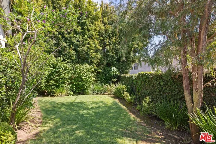 10274 Kincardine Avenue, Los Angeles, California 90064