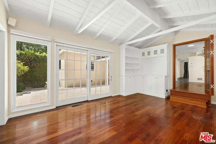 10274 Kincardine Avenue, Los Angeles, California 90064