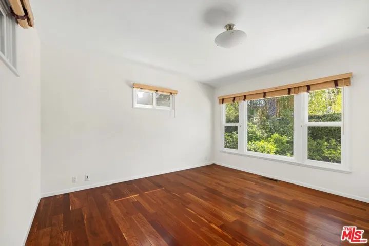 10274 Kincardine Avenue, Los Angeles, California 90064