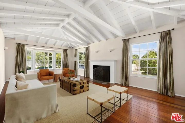 10274 Kincardine Avenue, Los Angeles, California 90064