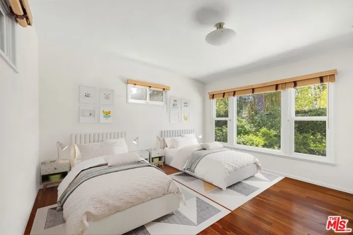 10274 Kincardine Avenue, Los Angeles, California 90064