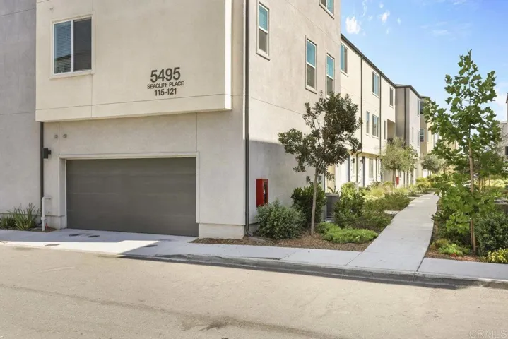 5495 Seacliff Place 118, San Diego, California 92154