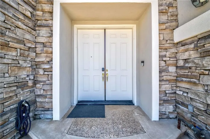 17290 Blue Spruce Lane, Yorba Linda, California 92886
