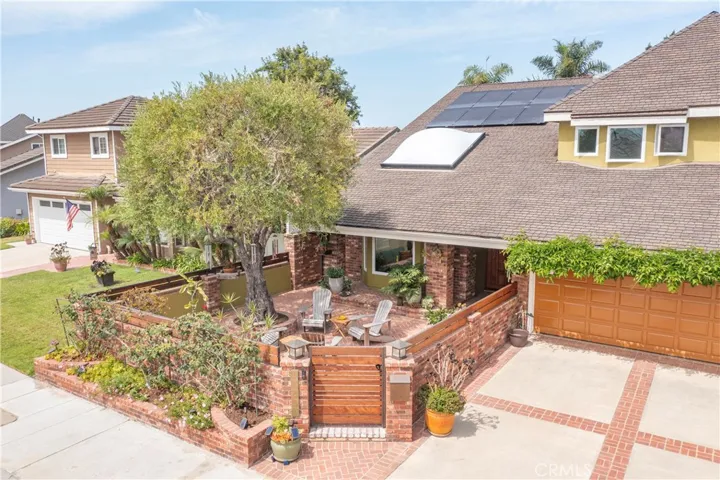 17831 Whitford Lane, Huntington Beach, California 92649