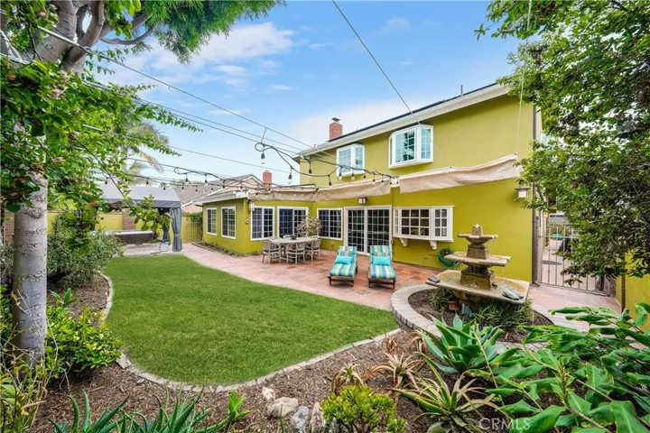 17831 Whitford Lane, Huntington Beach, California 92649