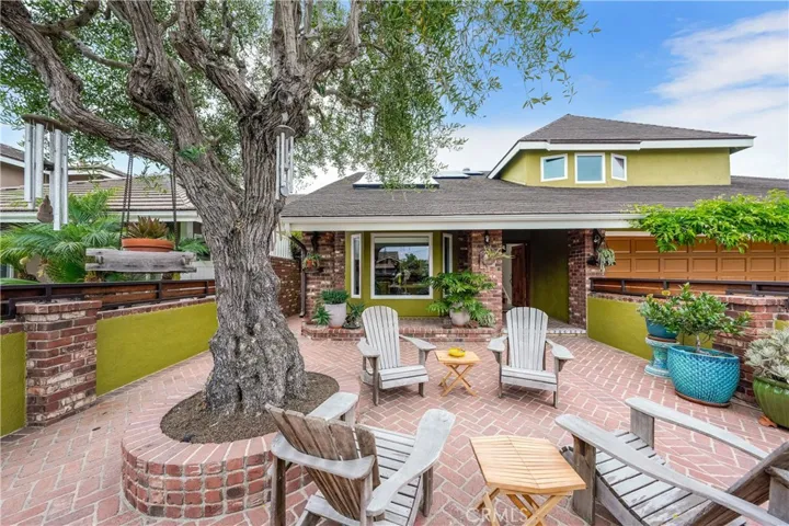 17831 Whitford Lane, Huntington Beach, California 92649