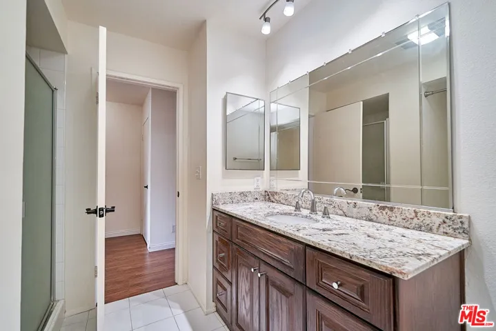 28018 N Ridgecove Court, Rancho Palos Verdes, California 90275