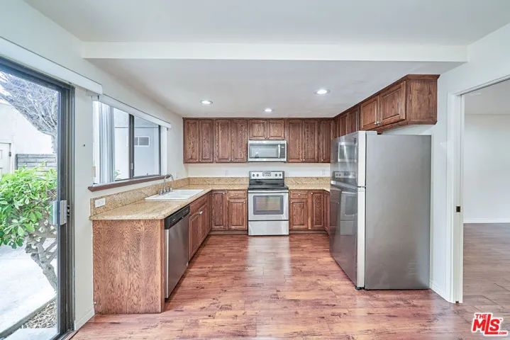 28018 N Ridgecove Court, Rancho Palos Verdes, California 90275