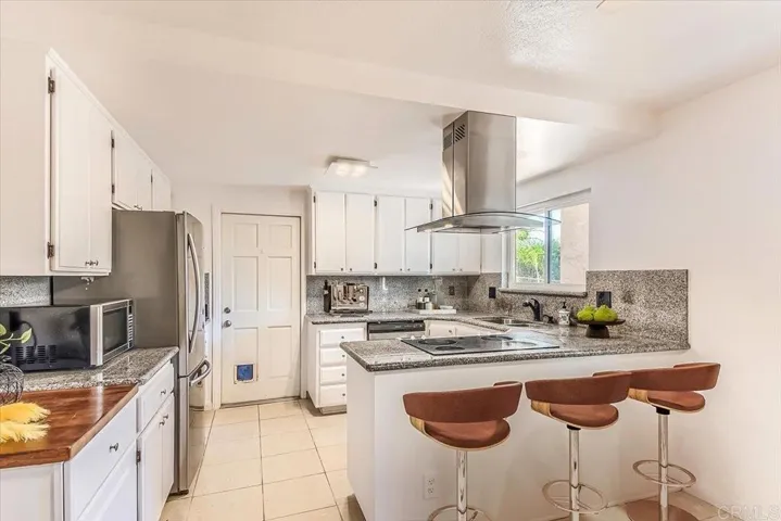 Kitchen staged