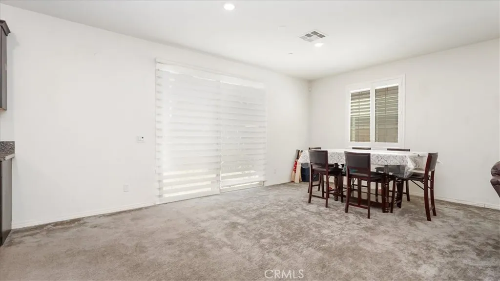 5345 Blue Ridge Way, Fontana, California 92336 home-pic-7