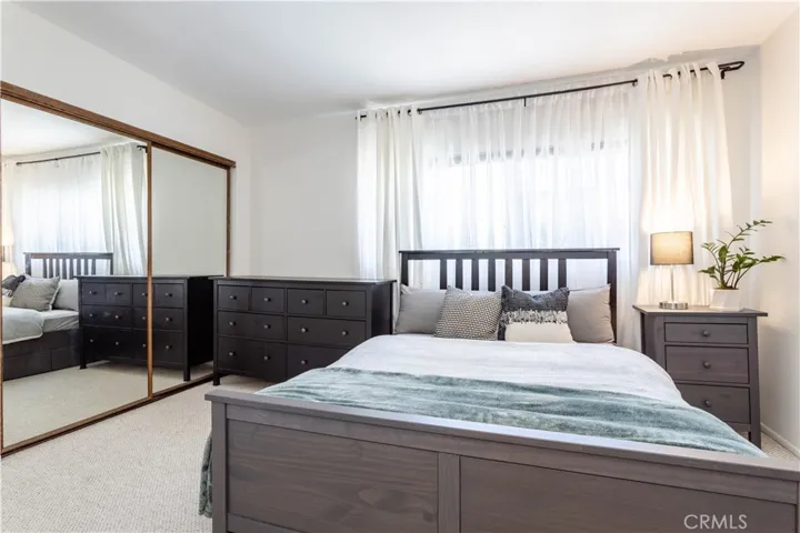 19018 Sherman Way 104, Reseda, California 91335