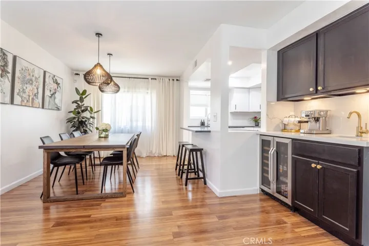 19018 Sherman Way 104, Reseda, California 91335