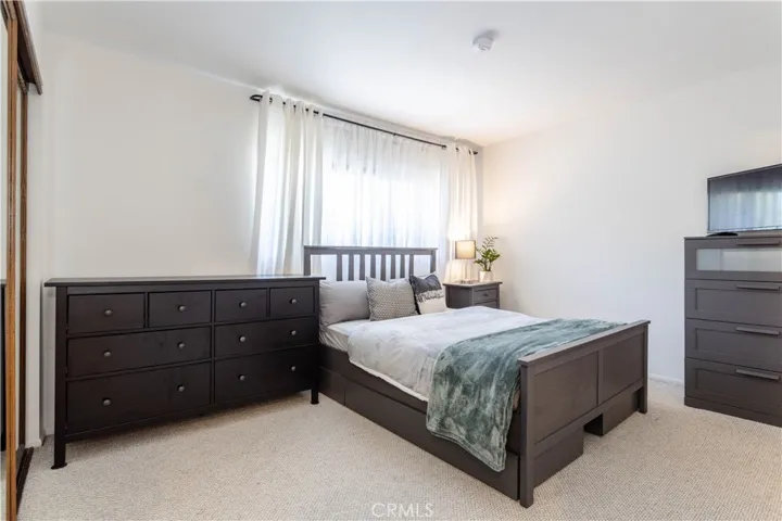19018 Sherman Way 104, Reseda, California 91335