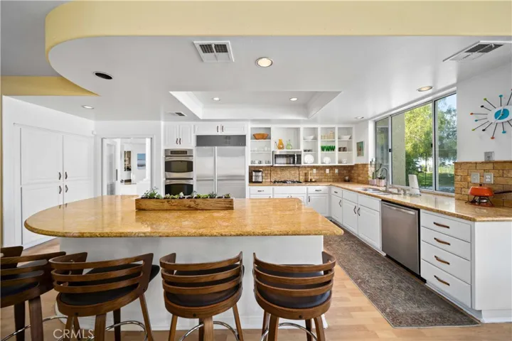 36558 Vista Del Lago Street, Palmdale, California 93551