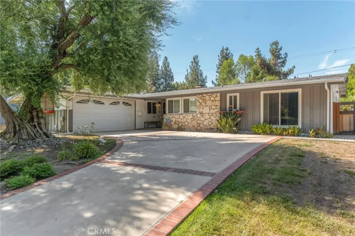 22951 Austin Street, Woodland Hills, California 91364