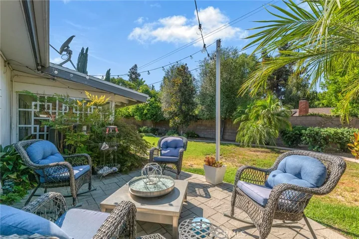 22951 Austin Street, Woodland Hills, California 91364
