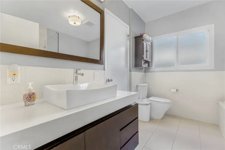 22951 Austin Street, Woodland Hills, California 91364