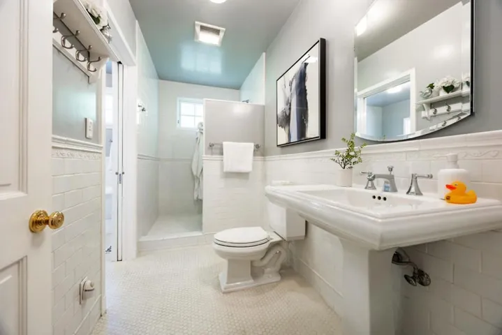 2060 Webster Street, Palo Alto, California 94301