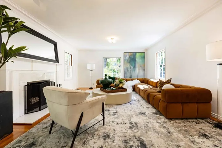 2060 Webster Street, Palo Alto, California 94301