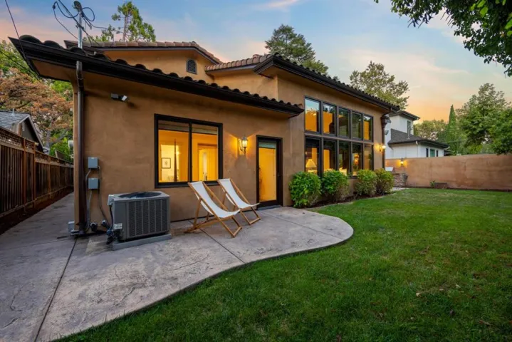 1091 Camino Ricardo, San Jose, California 95125