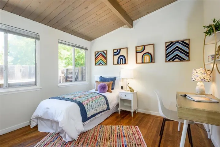 527 Loma Verde Avenue, Palo Alto, California 94306