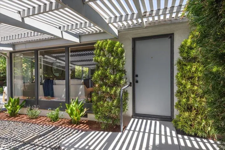 527 Loma Verde Avenue, Palo Alto, California 94306
