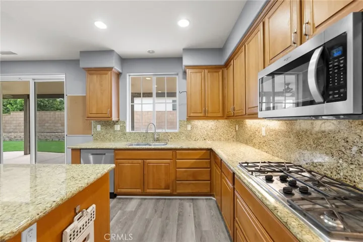 31861 Whitetail Lane, Temecula, California 92592
