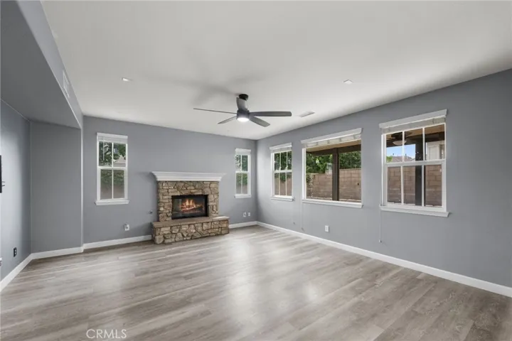 31861 Whitetail Lane, Temecula, California 92592