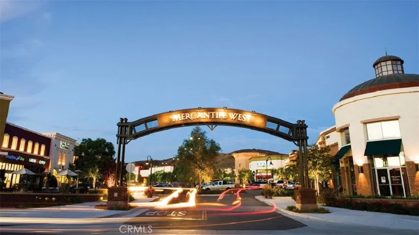 Ladera shopping.