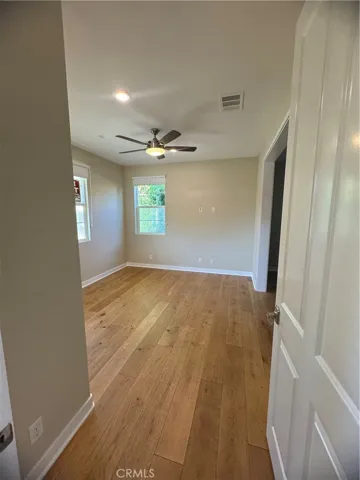 276 Radial, Irvine, California 92618
