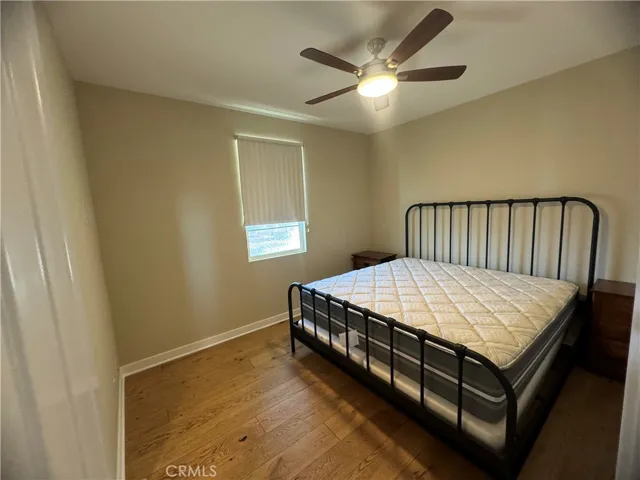 276 Radial, Irvine, California 92618