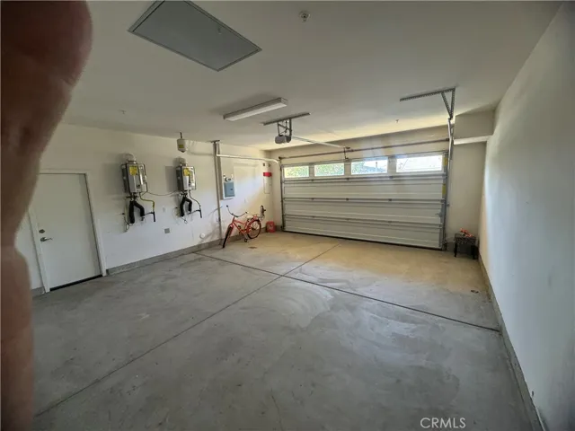 276 Radial, Irvine, California 92618