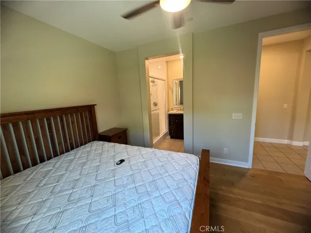 276 Radial, Irvine, California 92618